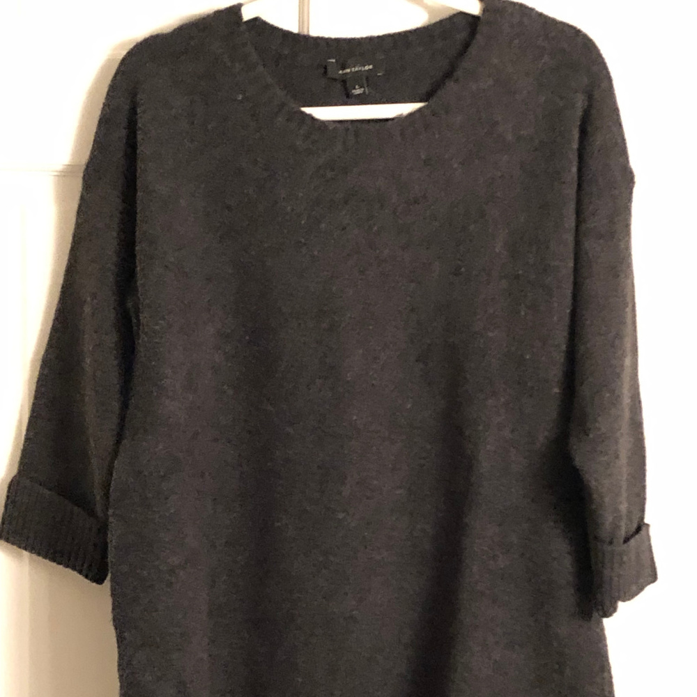 L Ann Taylor gray sweater tunic